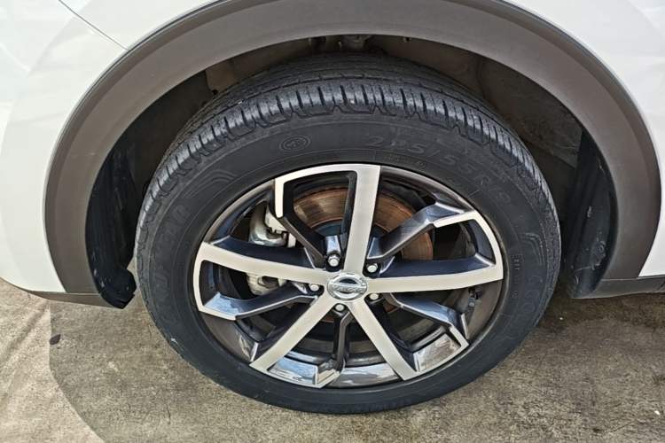 Used Haval F7 2019 1.5T Two-Wheel Drive i-Trend China V Emission Standard Left Front Wheel Hub