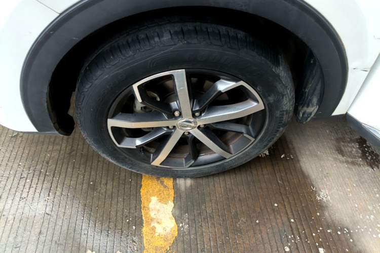 Used Haval F7 2019 1.5T Two-Wheel Drive i-Trend China V Emission Standard Left Front Wheel Hub