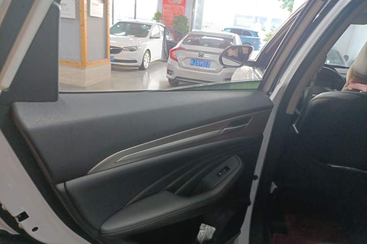 Used Haval F7 2019 1.5T Two-Wheel Drive i-Type China V Standard Left Rear Door Interior