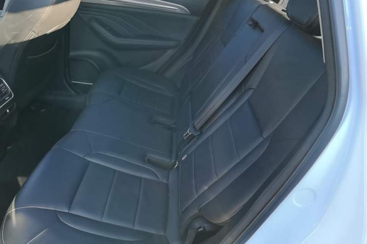 Used Haval F7 2019 1.5T Two-Wheel-Drive i-Type China VI Standard Left Rear Seat