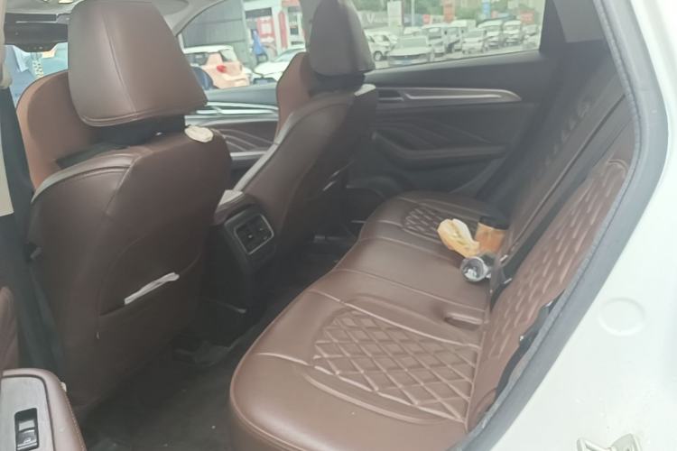 Used Haval F7 2019 2.0T Two-Wheel-Drive i-Van China VI Standard Left Rear Seat