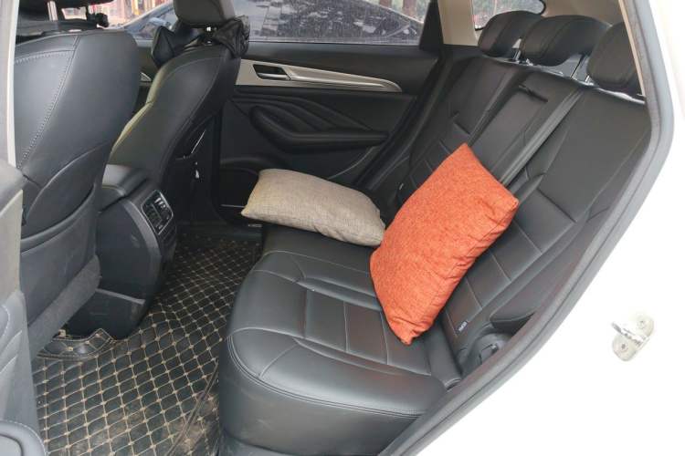 Used Haval F7 2019 2.0T Four-Wheel Drive iJoy China V Standard Left Rear Seat