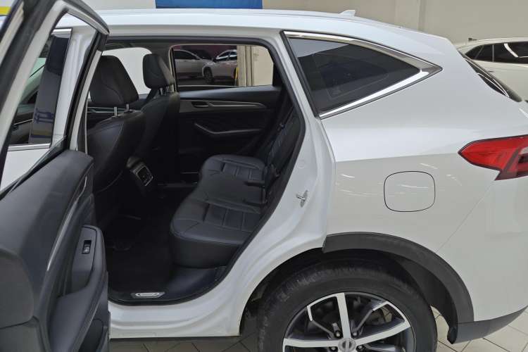 Used Haval F7 2019 1.5T Two-Wheel Drive i-Trend China V Emission Standard Left Rear Seat