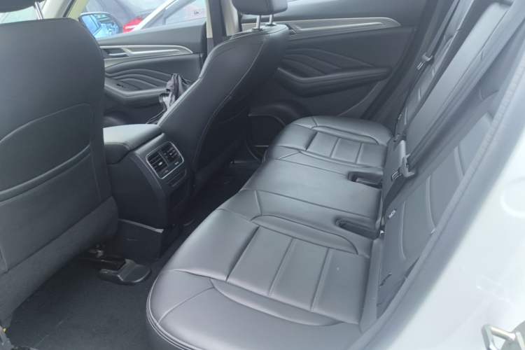 Used Haval F7 2019 2.0T Two-Wheel Drive i-Van China V standard Left Rear Seat
