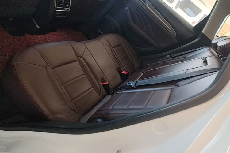 Used Haval F7 2019 1.5T Two-Wheel Drive i-Type China V Standard Left Rear Seat