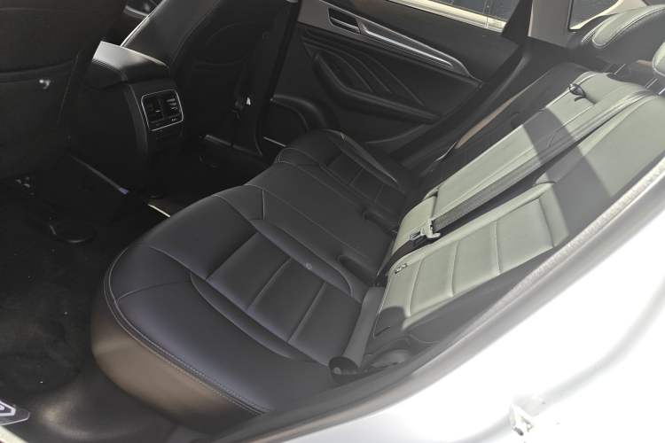 Used Haval F7 2019 2.0T Four-Wheel Drive iJoy China VI Standard Left Rear Seat