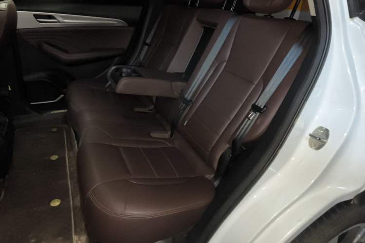 Used Haval F7 2019 2.0T Four-Wheel Drive iJoy China VI Standard Left Rear Seat