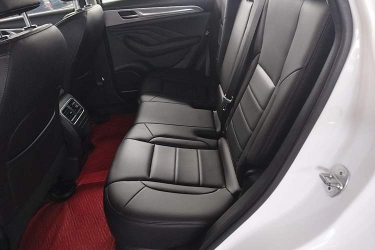 Used Haval F7 2019 1.5T Two-Wheel Drive i-Trend China V Emission Standard Left Rear Seat