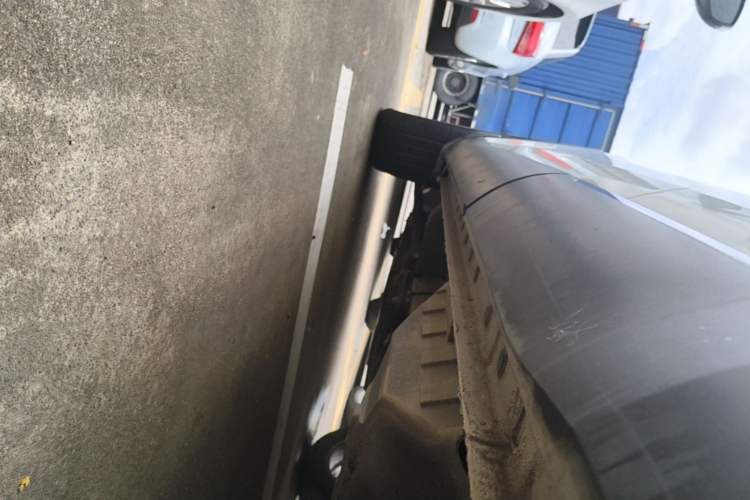 Used Haval F7 2019 2.0T Two-Wheel Drive i-Van China V standard Left Side Sill