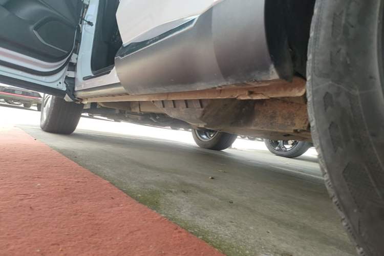 Used Haval F7 2019 2.0T Four-Wheel Drive iJoy China V Standard Left Side Sill