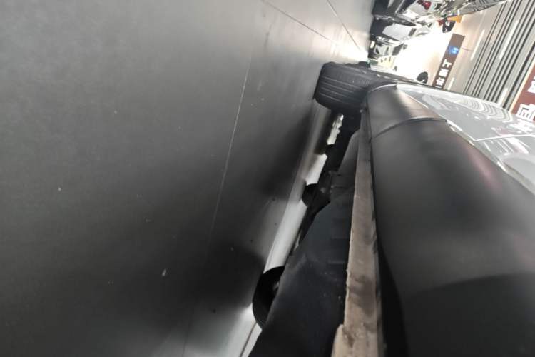 Used Haval F7 2019 2.0T Two-Wheel-Drive i-Van China VI Standard Left Side Sill