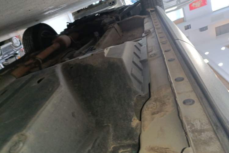 Used Haval F7 2019 1.5T Two-Wheel Drive i-Type China V Standard Left Side Sill
