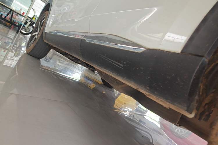 Used Haval F7 2019 1.5T Two-Wheel Drive i-Trend China V Emission Standard Left Side Sill