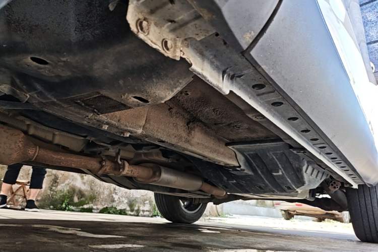 Used Haval F7 2019 1.5T Two-Wheel Drive i-Trend China V Emission Standard Left Side Sill