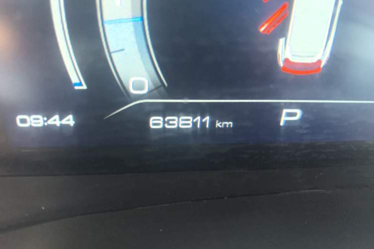 Used Haval F7 2019 1.5T Two-Wheel Drive i-Trend China V Emission Standard Odometer Close Up