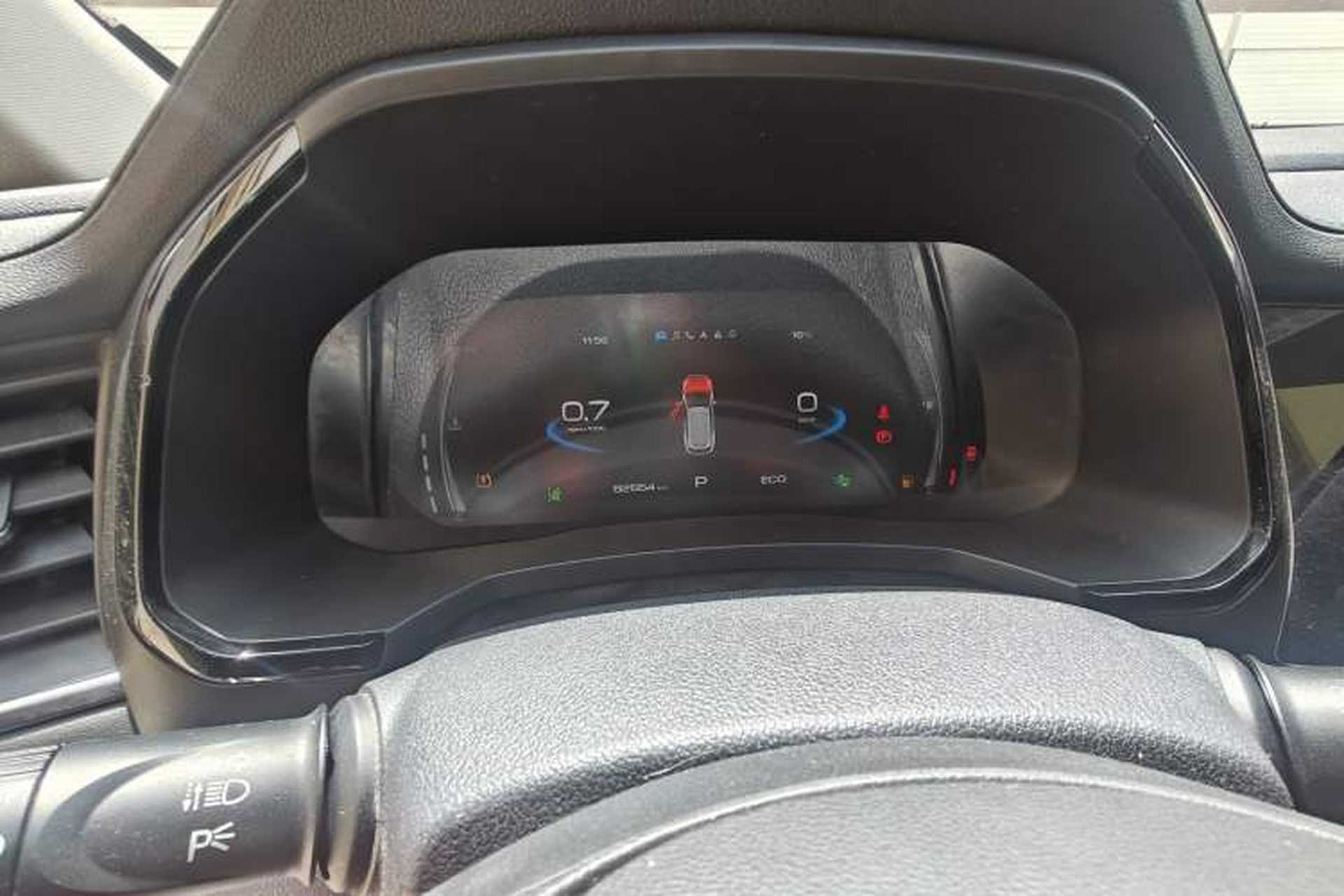 Used Haval F7 2019 2.0T Four-Wheel Drive iJoy China V Standard Odometer Close Up