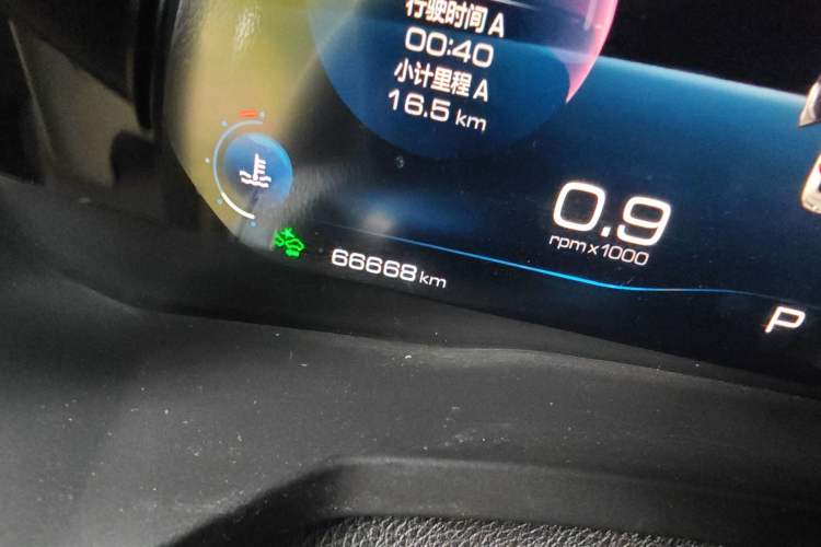Used Haval F7 2019 1.5T Two-Wheel Drive i-Trend China V Emission Standard Odometer Close Up
