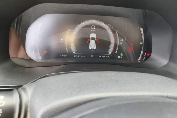 Used Haval F7 2019 2.0T Four-Wheel Drive iJoy China VI Standard Odometer Close Up