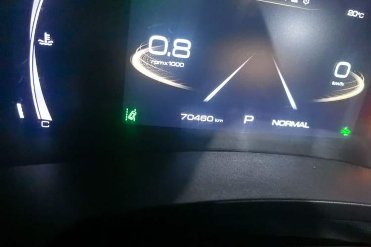 Used Haval F7 2019 1.5T Two-Wheel Drive i-Trend China V Emission Standard Odometer Close Up