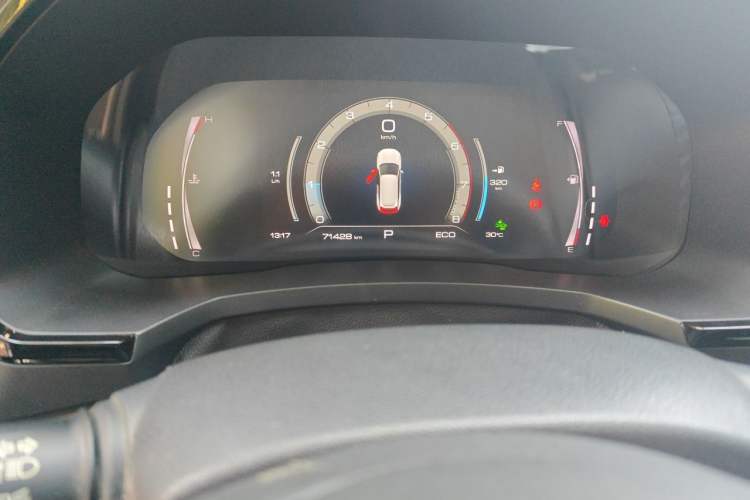 Used Haval F7 2019 1.5T Two-Wheel Drive i-Type China V Standard Odometer Close Up