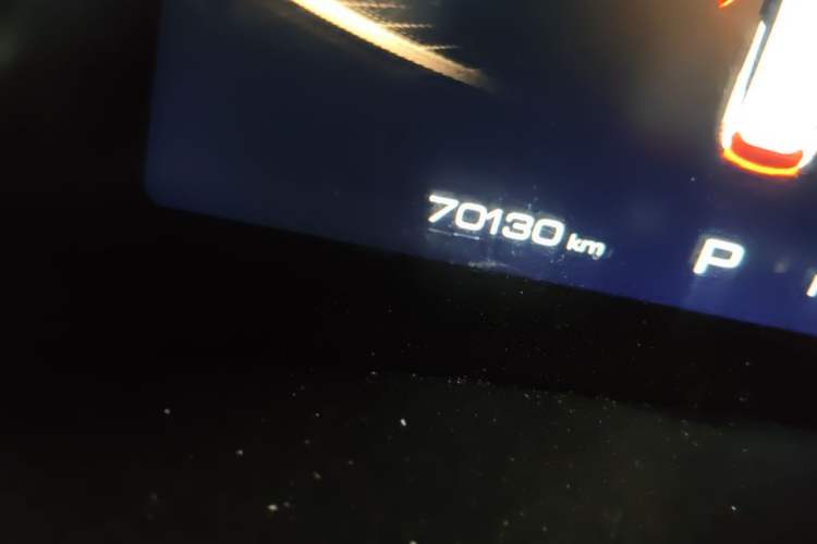 Used Haval F7 2019 1.5T Two-Wheel Drive i-Trend China V Emission Standard Odometer Close Up