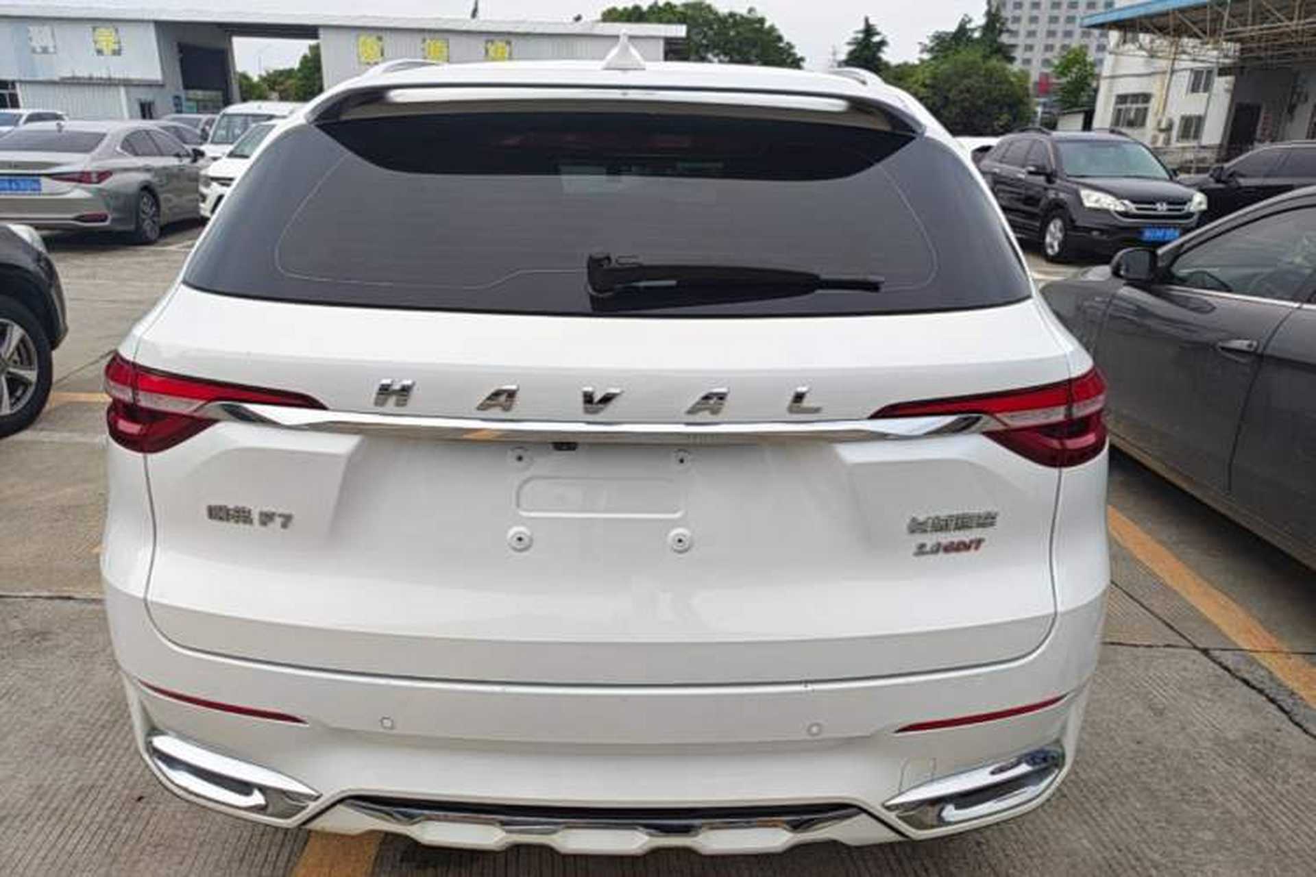 Used Haval F7 2019 2.0T Two-Wheel Drive i-Van China V standard Rear