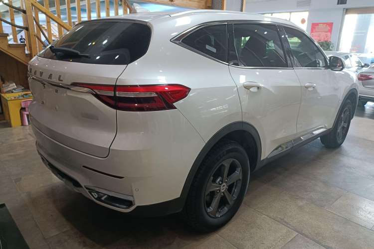 Used Haval F7 2019 1.5T Two-Wheel Drive i-Type China V Standard Rear Right 45 Deg
