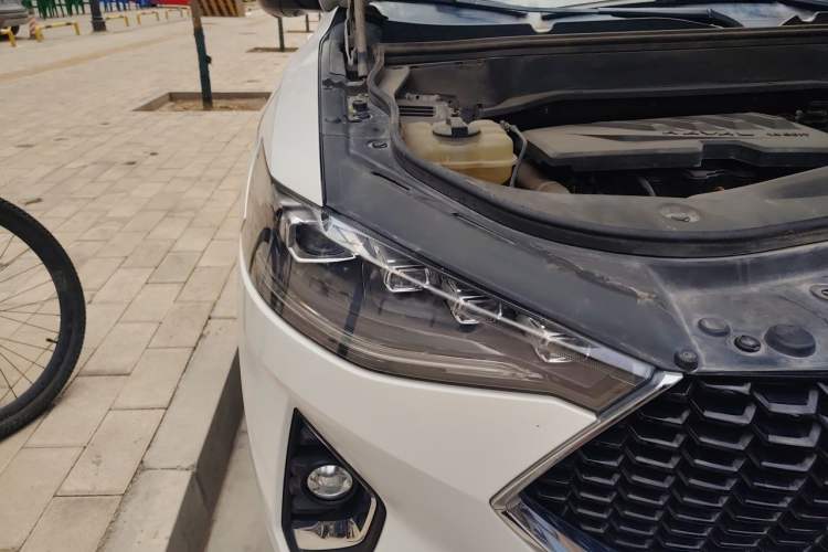 Used Haval F7 2019 1.5T Two-Wheel Drive i-Trend China V Emission Standard Right Front Headlight