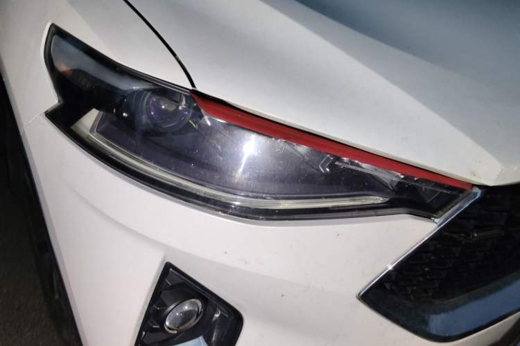 Used Haval F7 2019 1.5T Two-Wheel Drive i-Type China V Standard Right Front Headlight