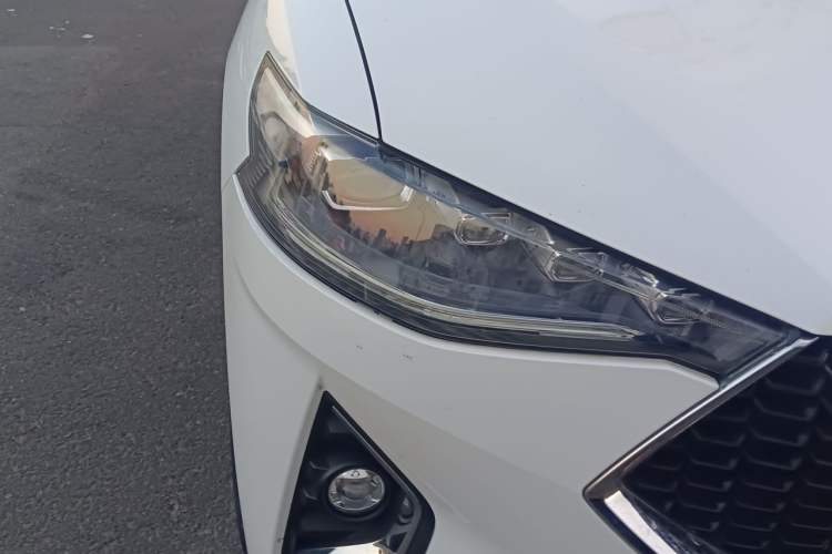 Used Haval F7 2019 2.0T Four-Wheel Drive iJoy China VI Standard Right Front Headlight