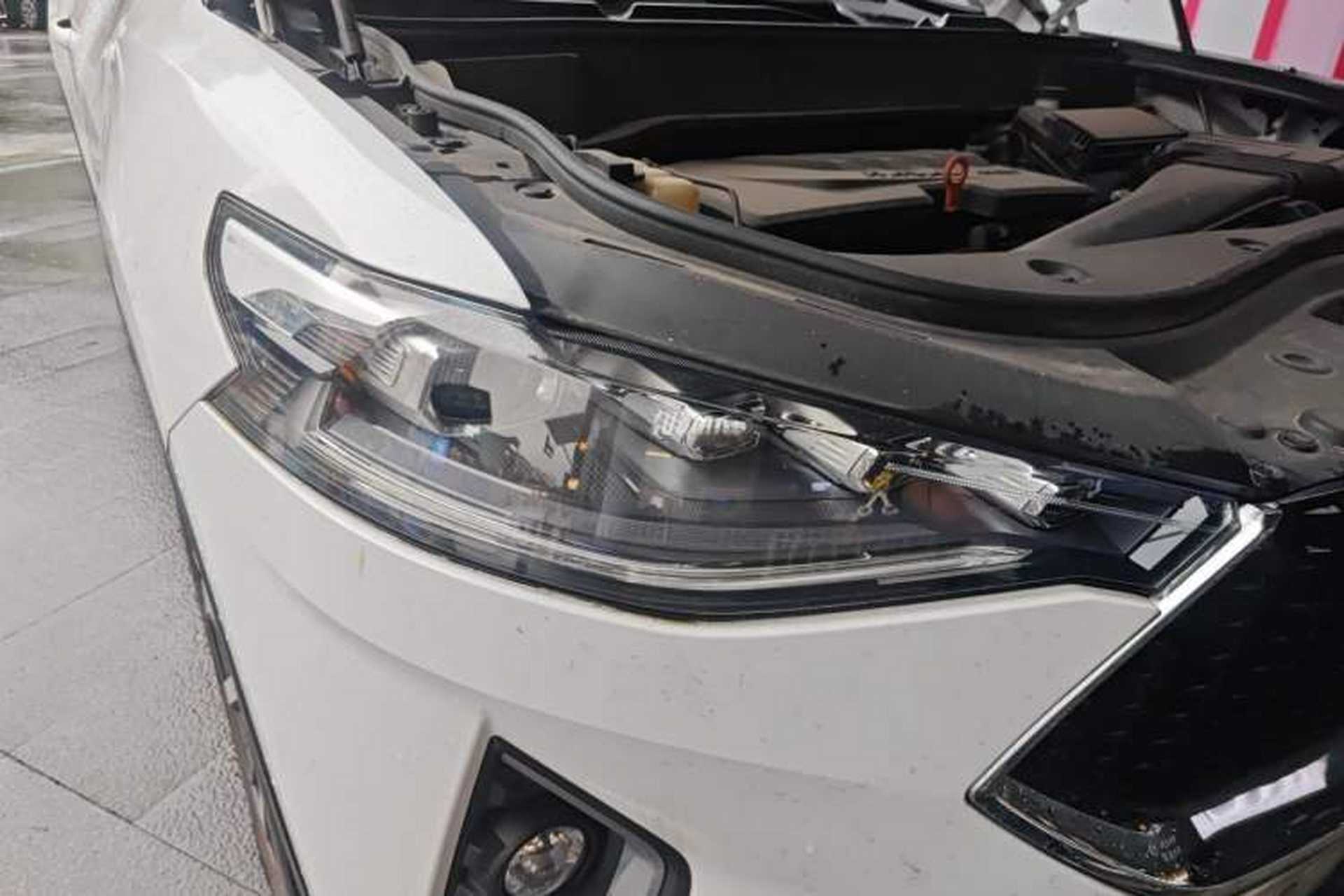 Used Haval F7 2019 1.5T Two-Wheel Drive i-Trend China VI Standard Right Front Headlight