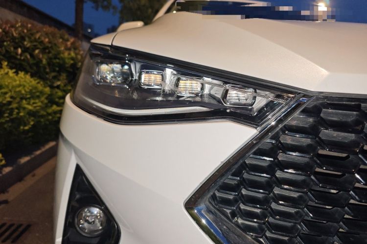 Used Haval F7 2019 1.5T Two-Wheel Drive i-Trend China VI Standard Right Front Headlight