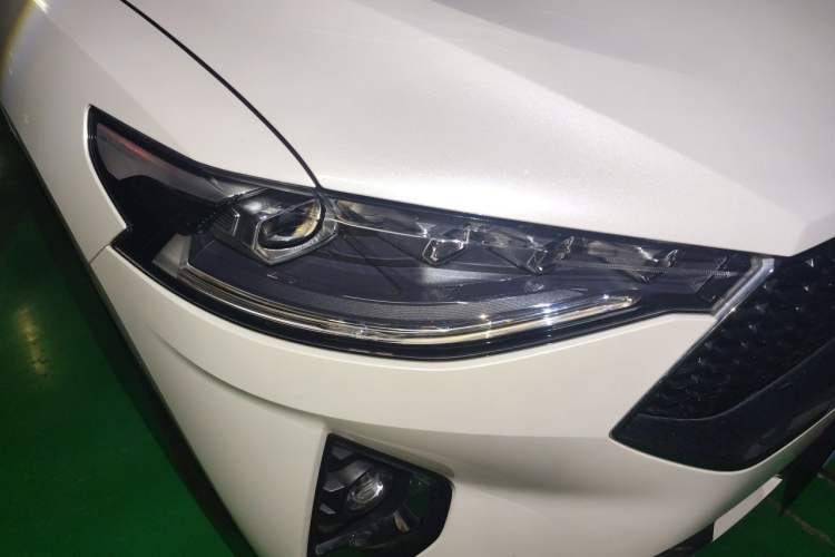Used Haval F7 2019 1.5T Two-Wheel-Drive i-Type China VI Standard Right Front Headlight