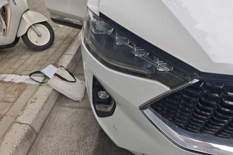 Used Haval F7 2019 1.5T Two-Wheel Drive i-Trend China V Emission Standard Right Front Headlight