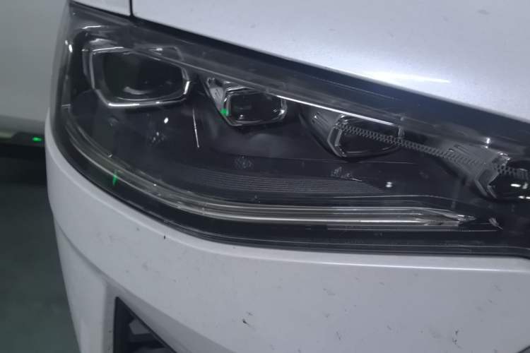 Used Haval F7 2019 1.5T Two-Wheel Drive i-Trend China V Emission Standard Right Front Headlight