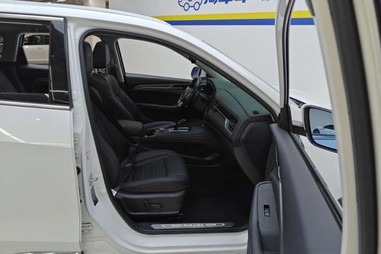 Used Haval F7 2019 1.5T Two-Wheel Drive i-Trend China V Emission Standard Right Front Seat