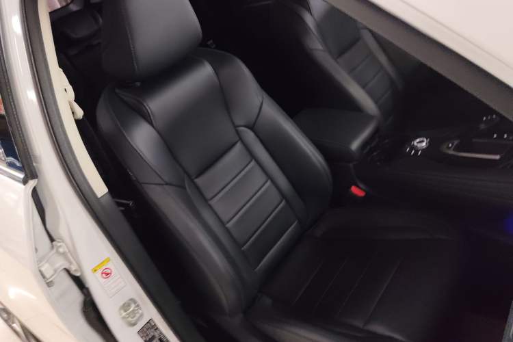 Used Haval F7 2019 1.5T Two-Wheel Drive i-Trend China VI Standard Right Front Seat
