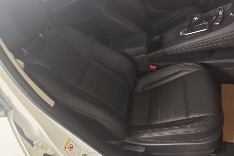 Used Haval F7 2019 1.5T Two-Wheel-Drive i-Type China VI Standard Right Front Seat