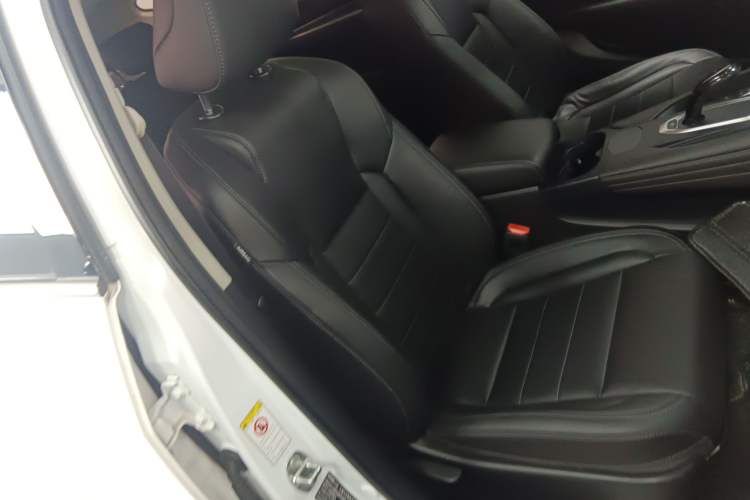 Used Haval F7 2019 1.5T Two-Wheel Drive i-Type China V Standard Right Front Seat