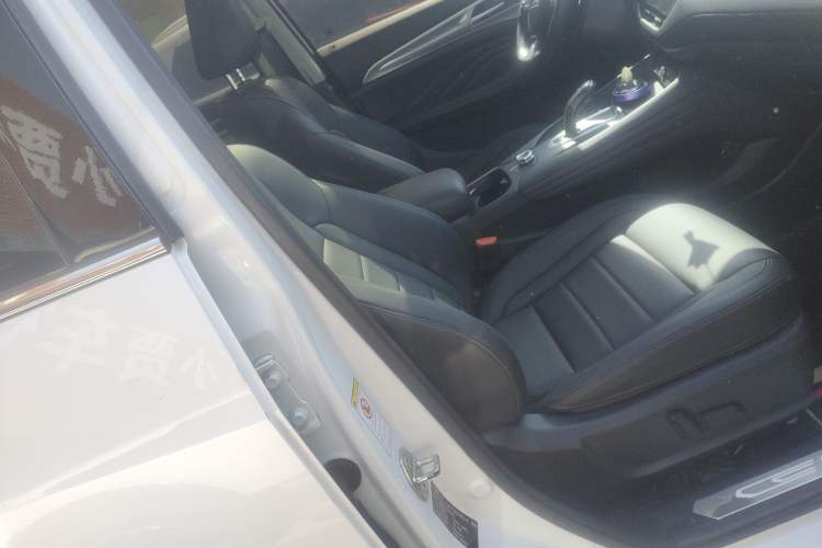 Used Haval F7 2019 1.5T Two-Wheel Drive i-Trend China V Emission Standard Right Front Seat