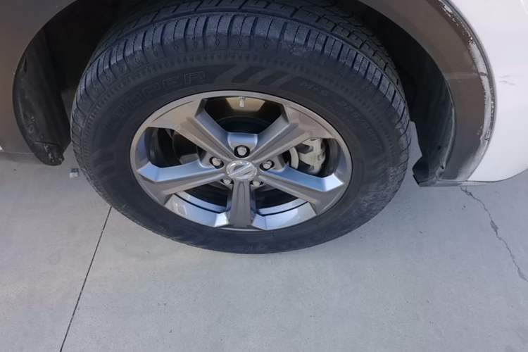 Used Haval F7 2019 1.5T Two-Wheel-Drive i-Type China VI Standard Right Front Wheel Hub