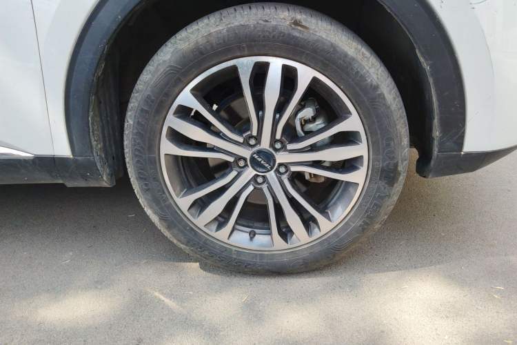 Used Haval F7 2019 2.0T Four-Wheel Drive iJoy China V Standard Right Front Wheel Hub