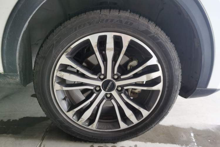 Used Haval F7 2019 2.0T Two-Wheel Drive i-Van China V standard Right Front Wheel Hub