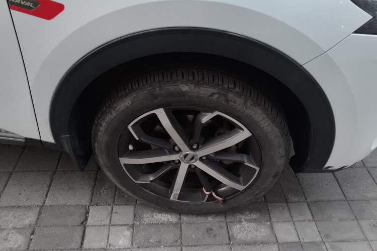 Used Haval F7 2019 1.5T Two-Wheel Drive i-Trend China V Emission Standard Right Front Wheel Hub