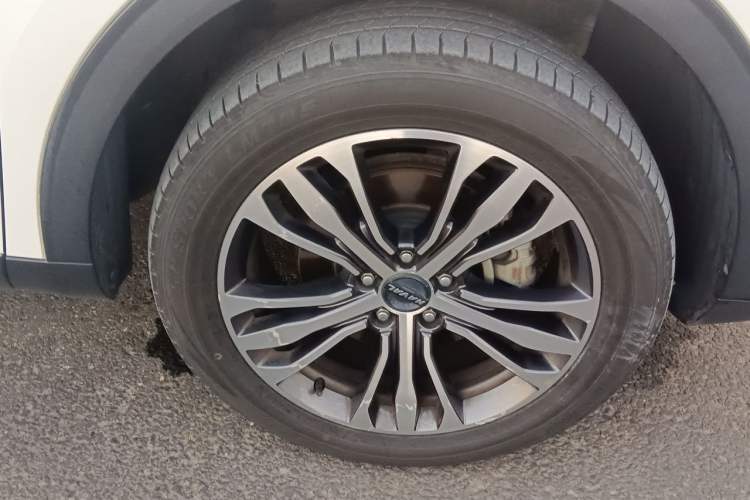 Used Haval F7 2019 2.0T Four-Wheel Drive iJoy China VI Standard Right Front Wheel Hub