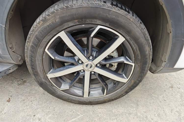 Used Haval F7 2019 1.5T Two-Wheel Drive i-Trend China V Emission Standard Right Front Wheel Hub