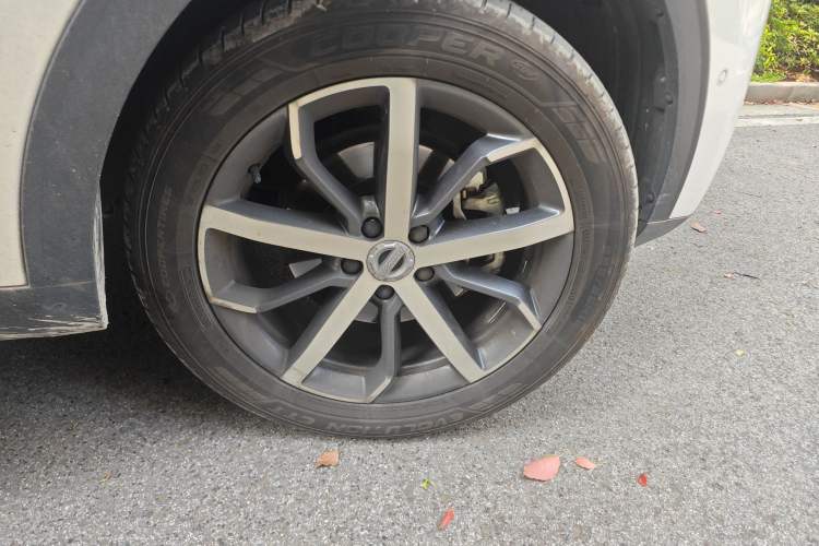 Used Haval F7 2019 1.5T Two-Wheel Drive i-Trend China V Emission Standard Right Front Wheel Hub