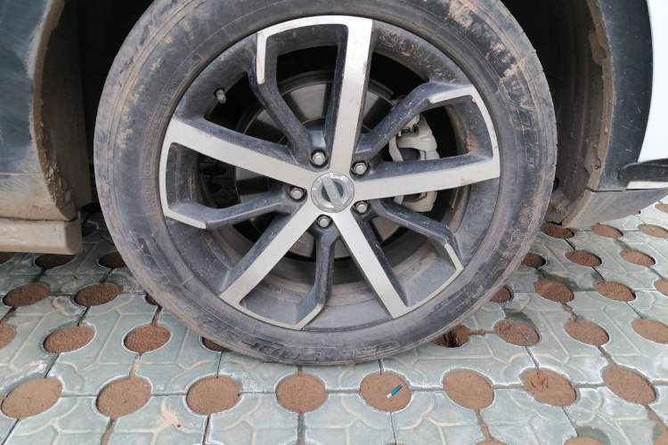 Used Haval F7 2019 1.5T Two-Wheel Drive i-Type China V Standard Right Front Wheel Hub