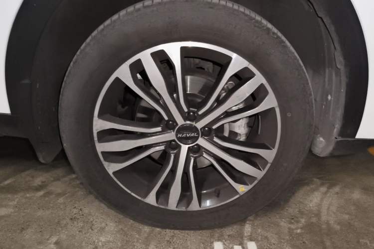 Used Haval F7 2019 2.0T Four-Wheel Drive iJoy China VI Standard Right Front Wheel Hub