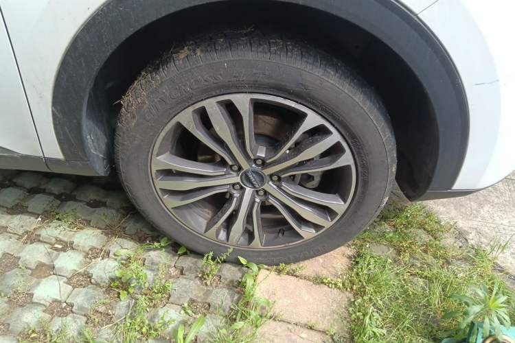 Used Haval F7 2019 2.0T Two-Wheel Drive i-Van China V standard Right Front Wheel Hub
